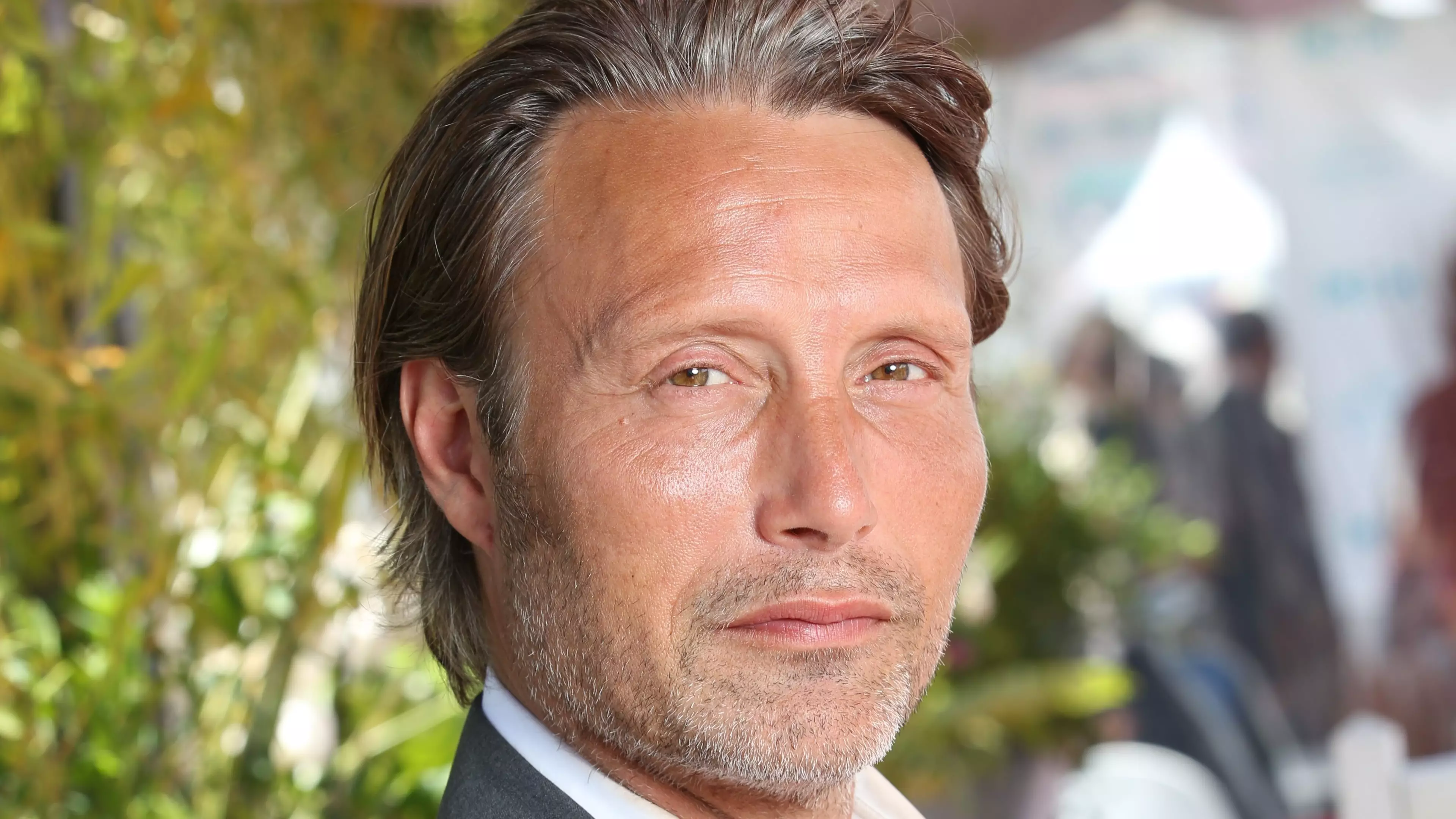 Mads Mikkelsen Reacts To Rumour That He's Replacing Johnny Depp In Fantastic Beasts 3