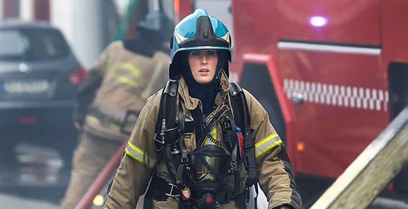 Check Out Her Gunns - The Firefighter Who Smashed It - Gunn Narten 