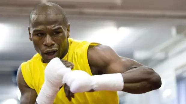 Floyd Mayweather's 2am Sparring Sessions Spark Talks Of A Return To Boxing