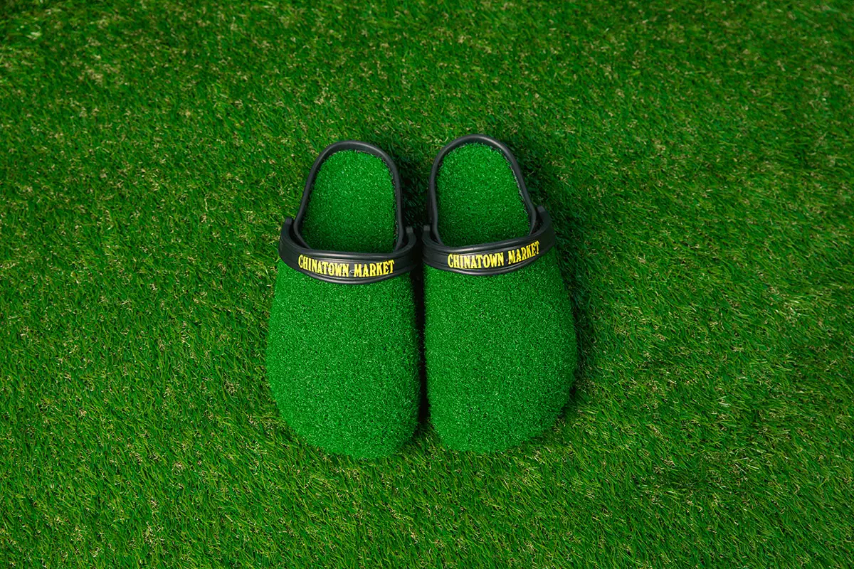 Grass-covered Crocs.