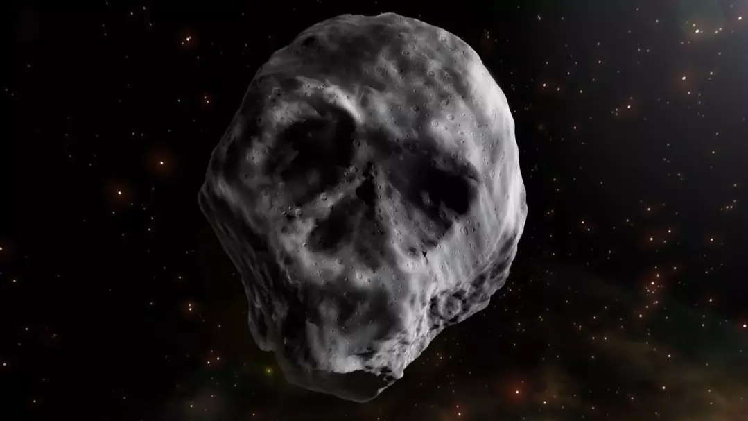 A Huge Skull Shaped Comet Is Heading For Earth (Sort Of)