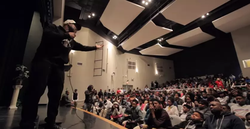 Motivational Speaker Has Incredible Response To Teenagers Who Disrespect Him