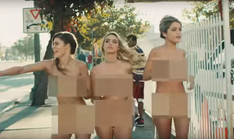 In A Gender Swap, These Ladies Just Recreated An Iconic Video