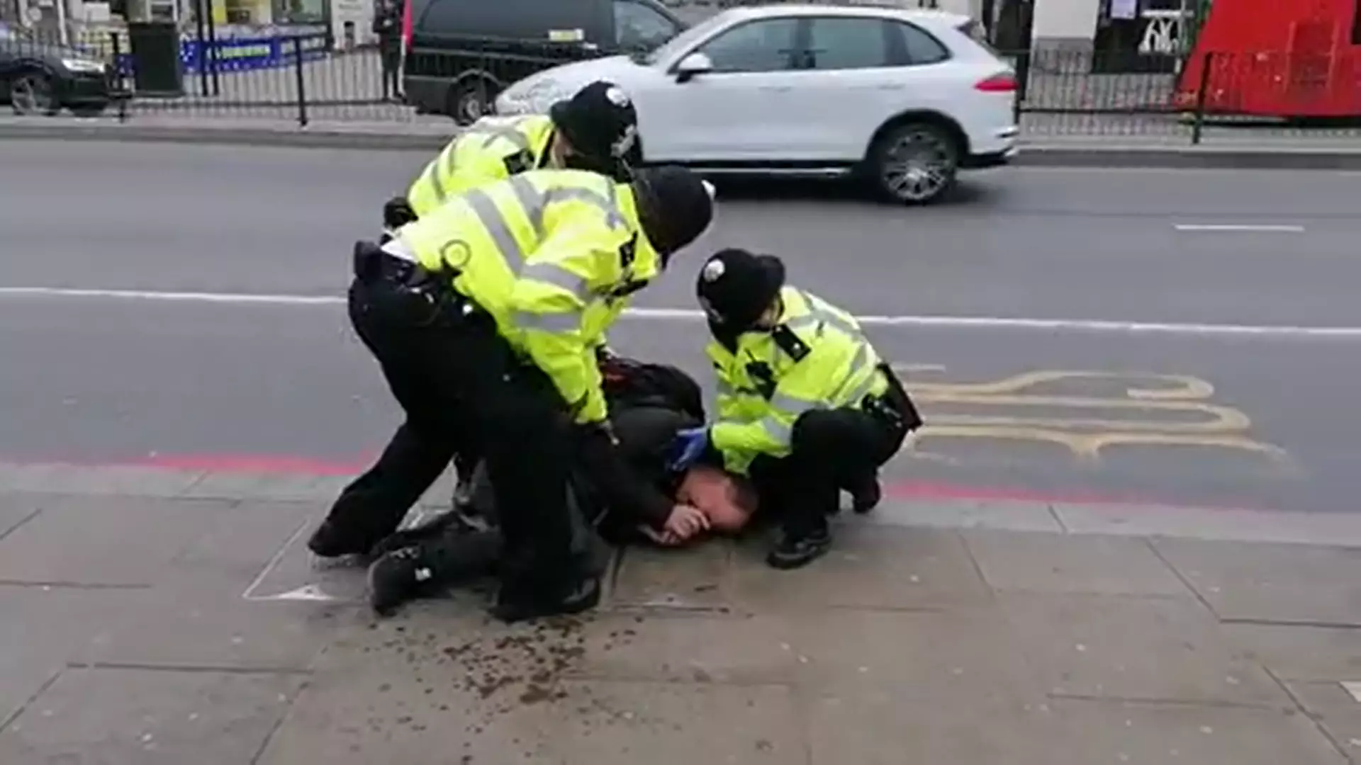 Anti-Lockdown Protester Screams As He Is Arrest By Police In London