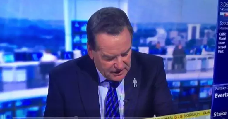 WATCH: Alan McInally's Reaction To Jeff Stelling's Mistake Is Perfect
