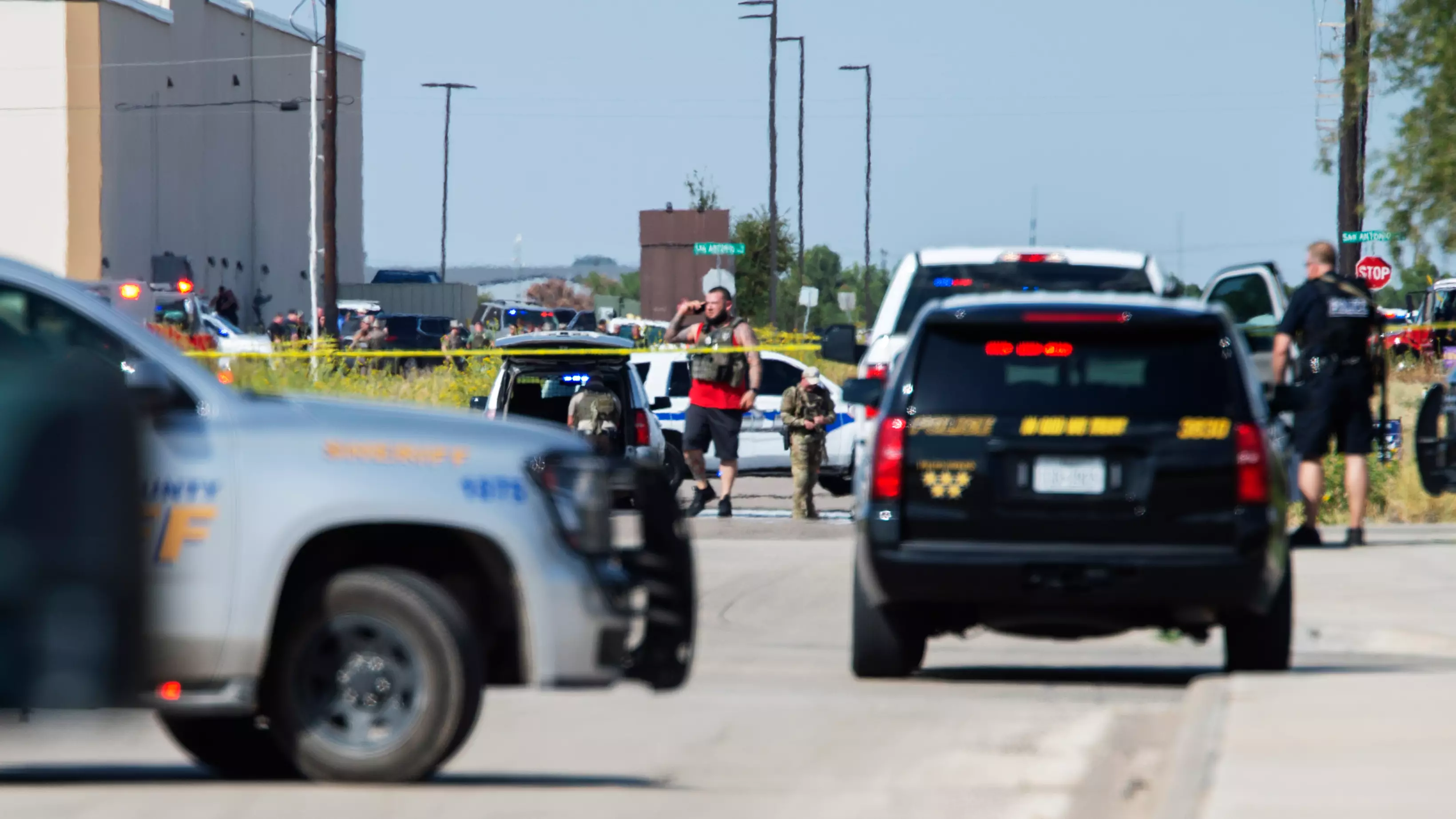 Gunman Kills Five And Injures 21 In Mass Shooting In Texas 