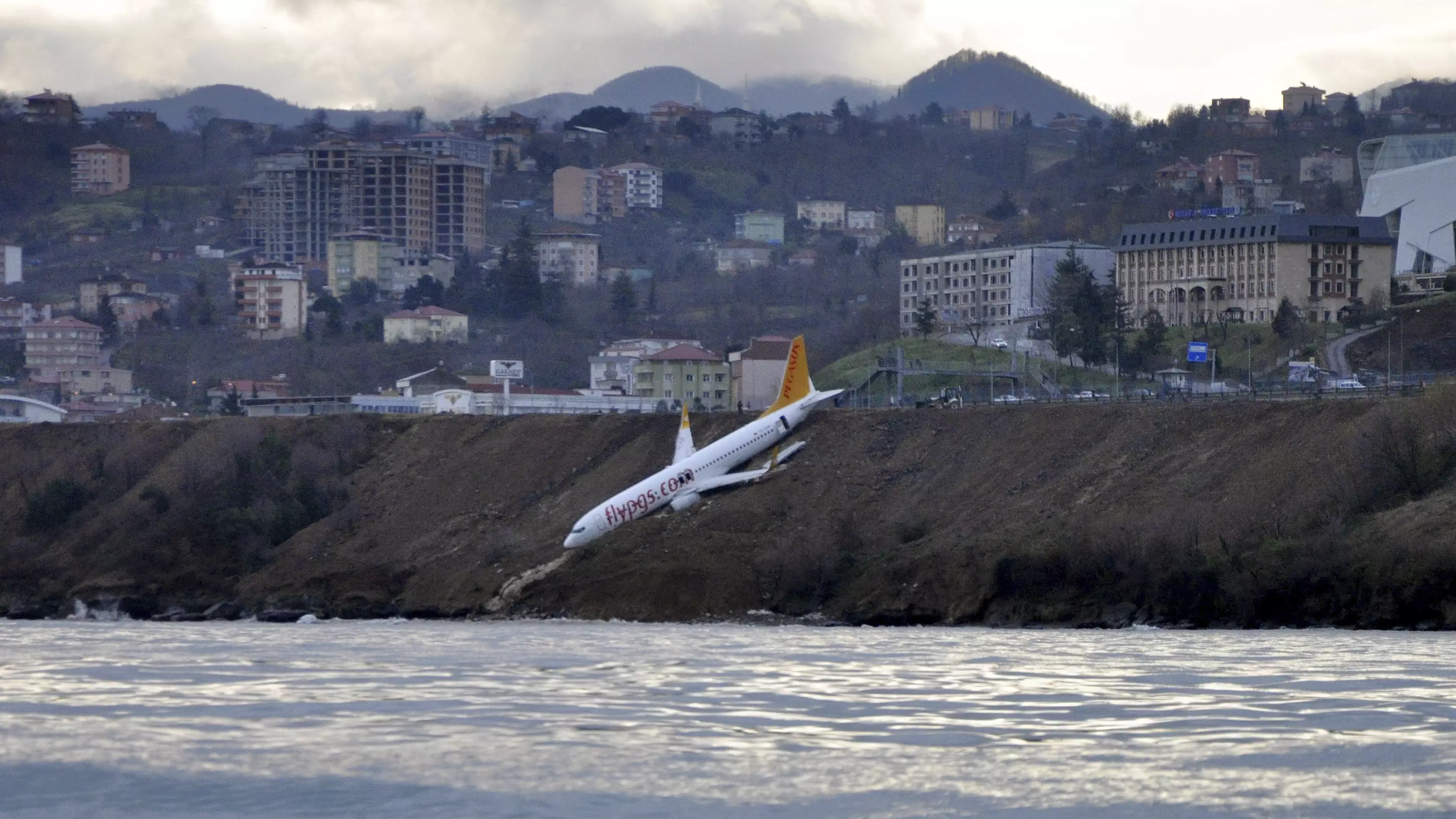 Turkish Plane Balances On Cliff Edge After Skidding Off Runway 