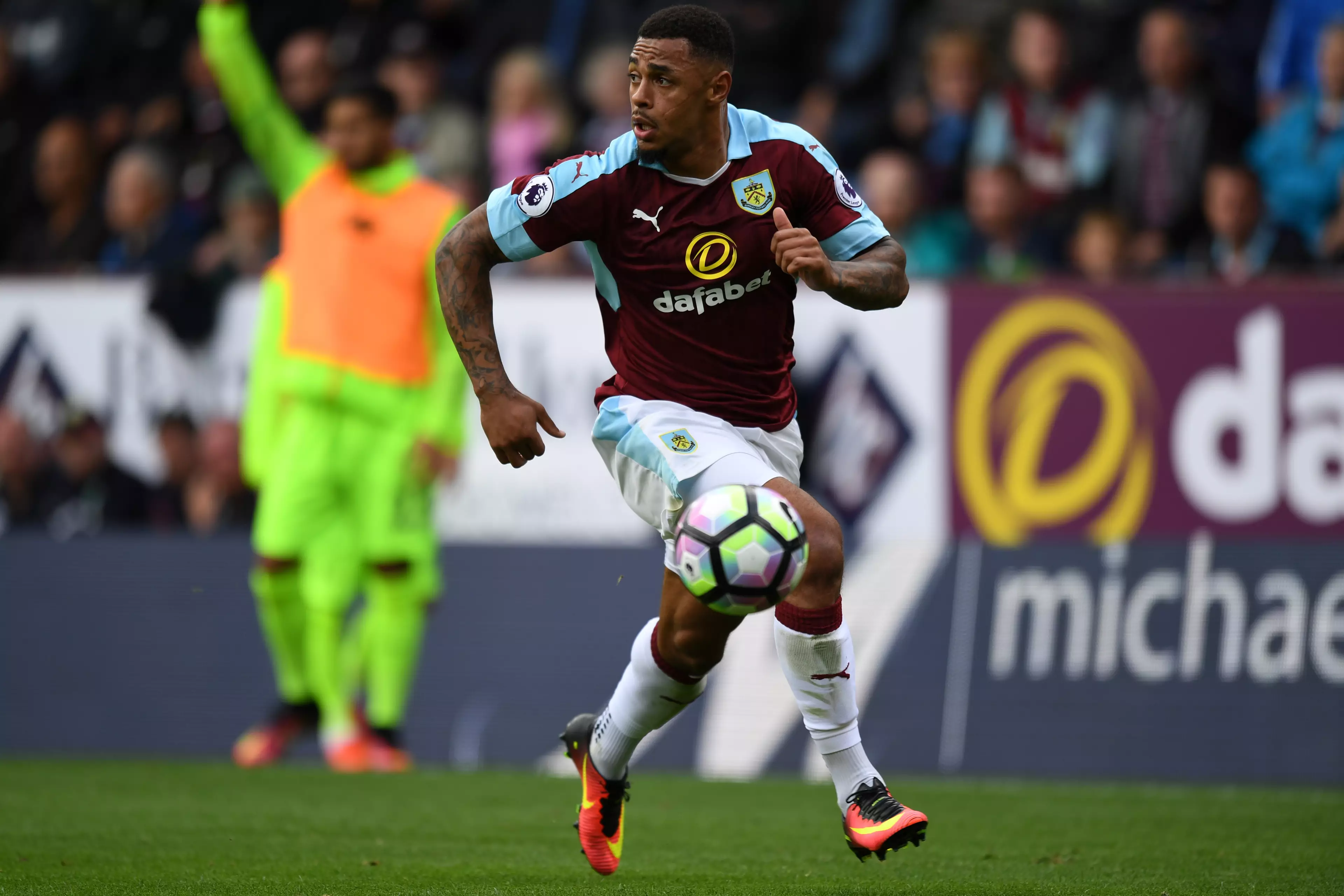 Andre Gray Issues Apology Following Homophobic Tweets Surfacing Online