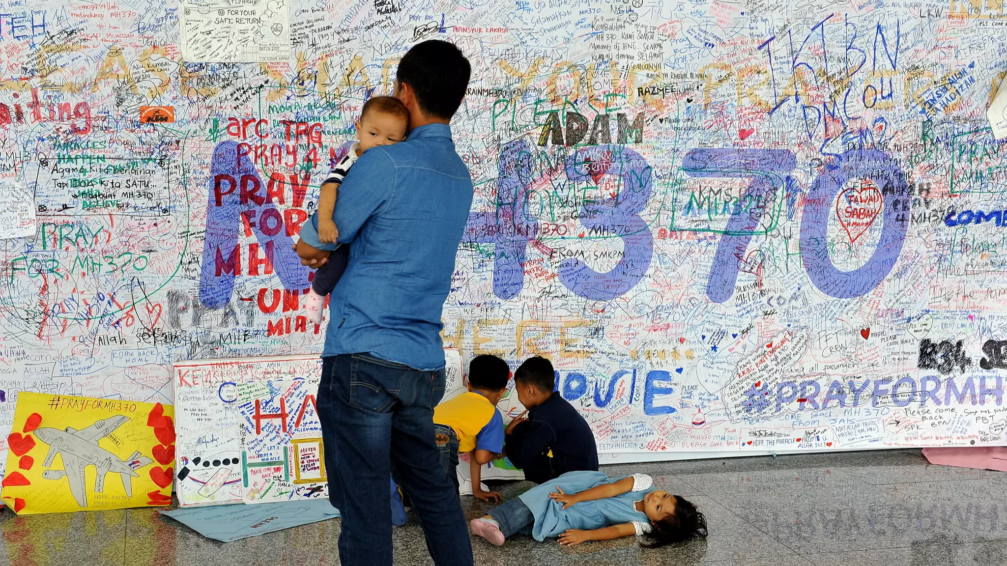 Former Pilot Offers His Controversial Theory On What Happened To MH370