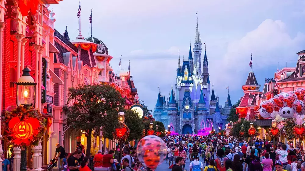 Disney World Has Its Own Secret Airport With A Singing Runway