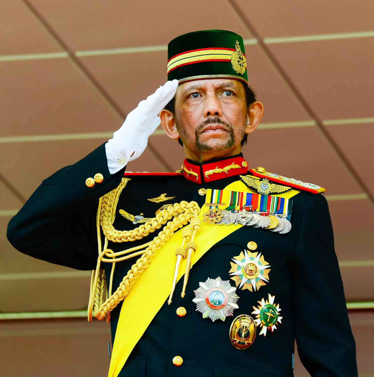 Sultan Haji Hassanal Bolkiah.