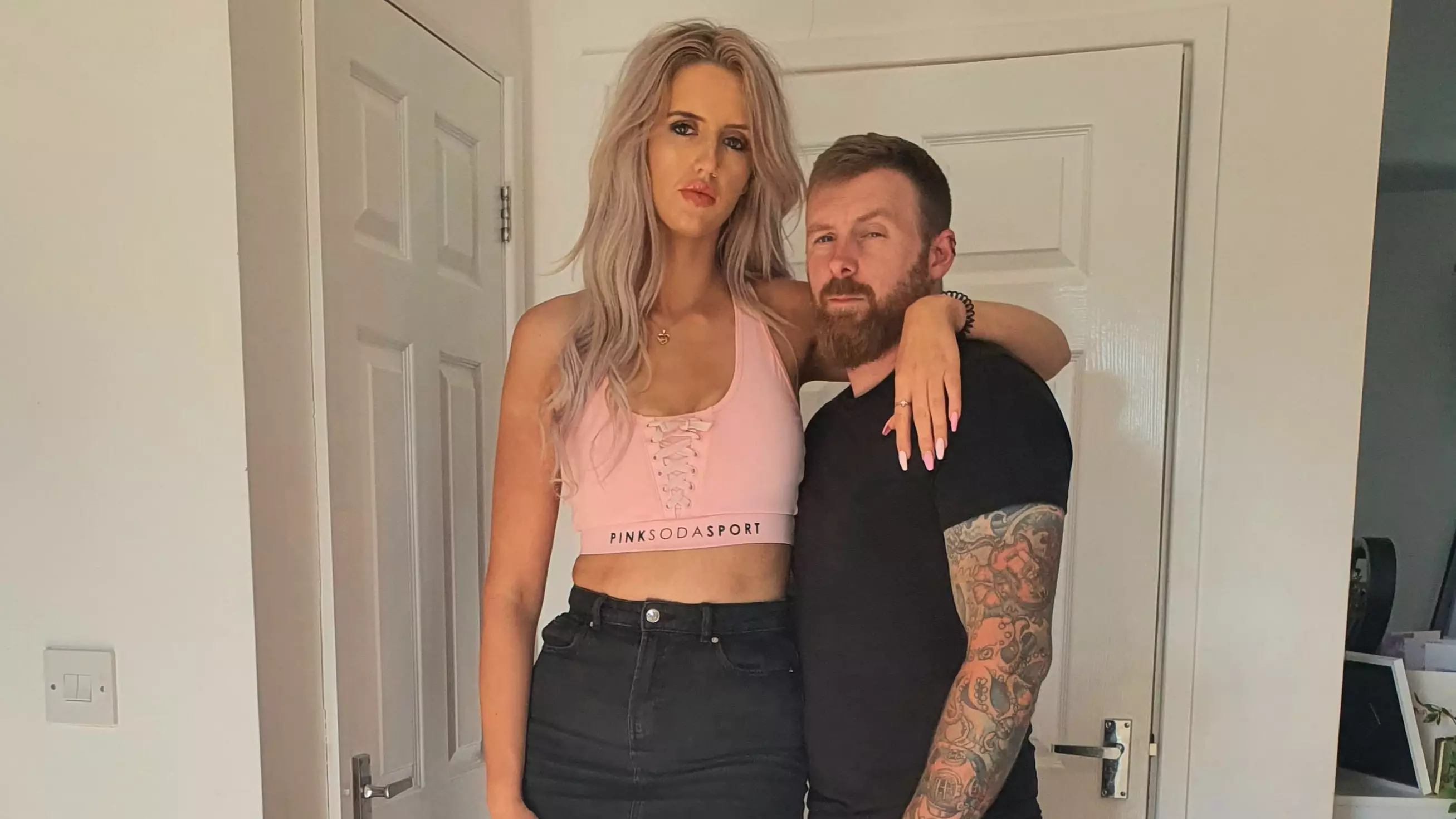 Man Says Height Difference With 6ft 3in Girlfriend Doesn't Bother Him