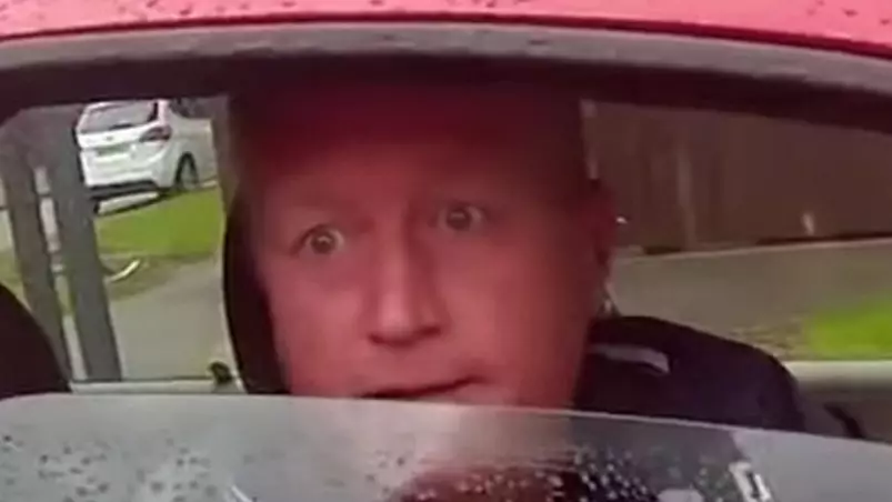 Viral Sensation Ronnie Pickering Honoured With Plaque In Hull