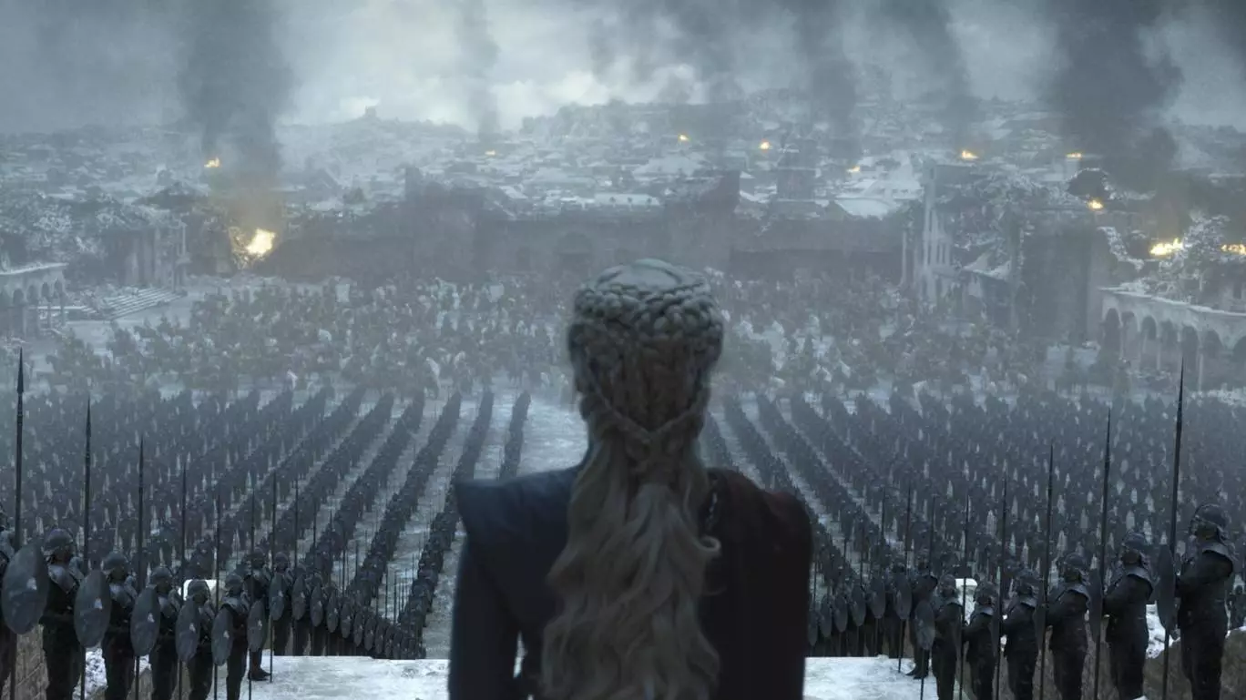 There's A Big Clue About Dany's Mental State For 'Game Of Thrones' Final In Her Hair