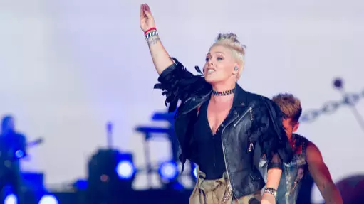 P!nk Stops Concert To Comfort Fan Who Recently Lost Her Mum