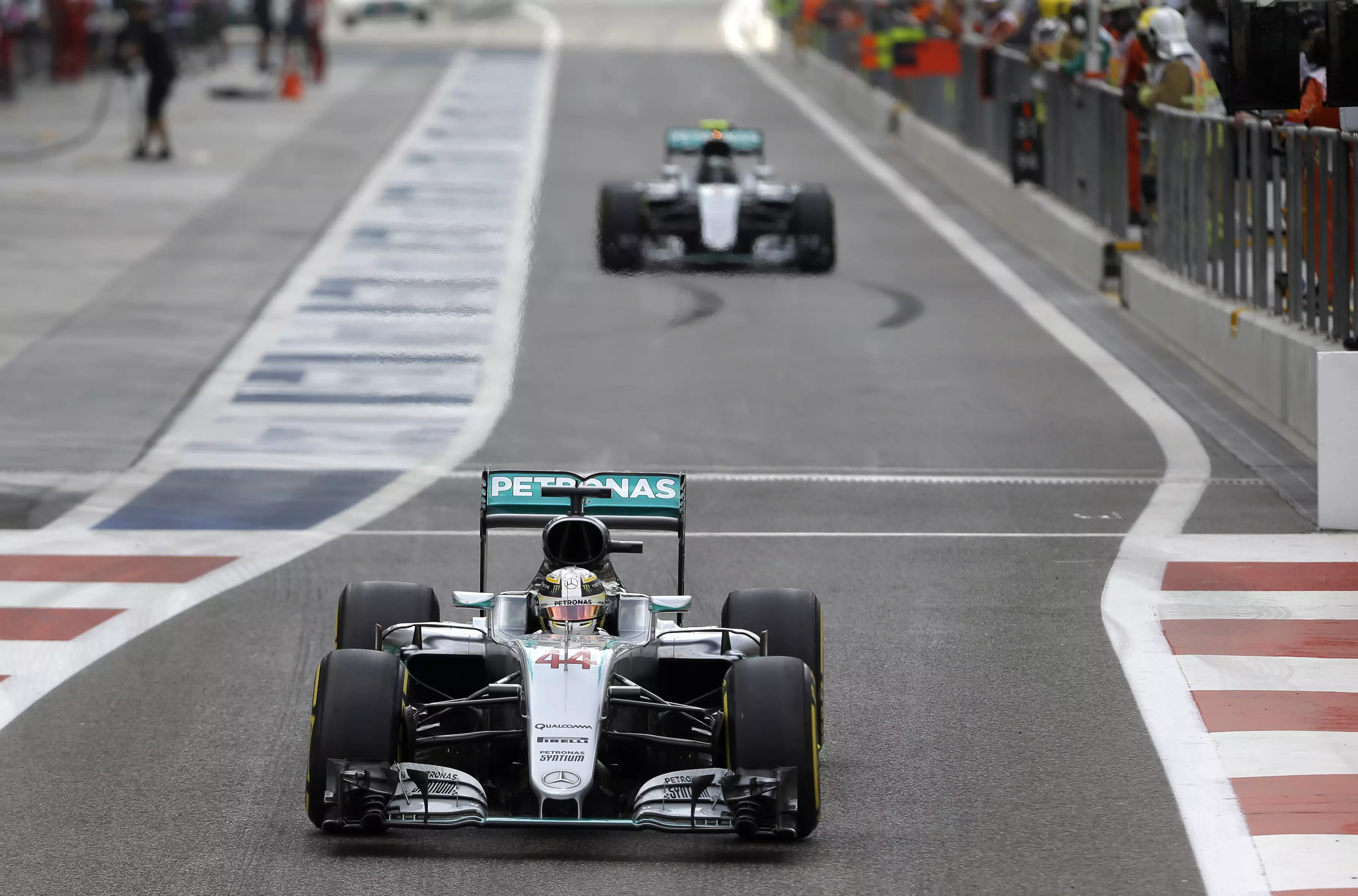 Lewis Hamilton And Nico Rosberg Go Head To Head For The Title