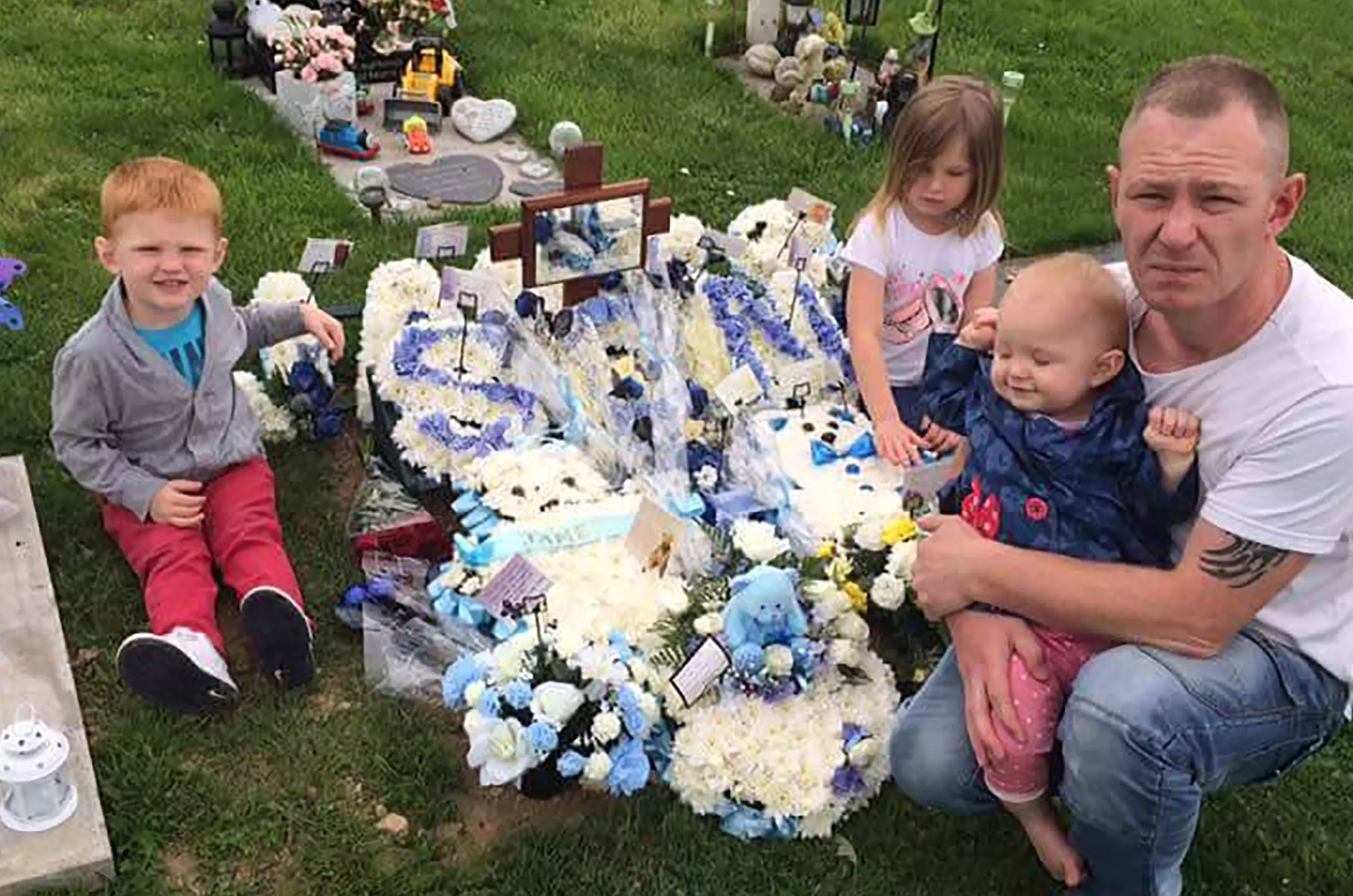 Parents Ordered To Remove A DIY Wooden Headstone From Their Son’s Grave