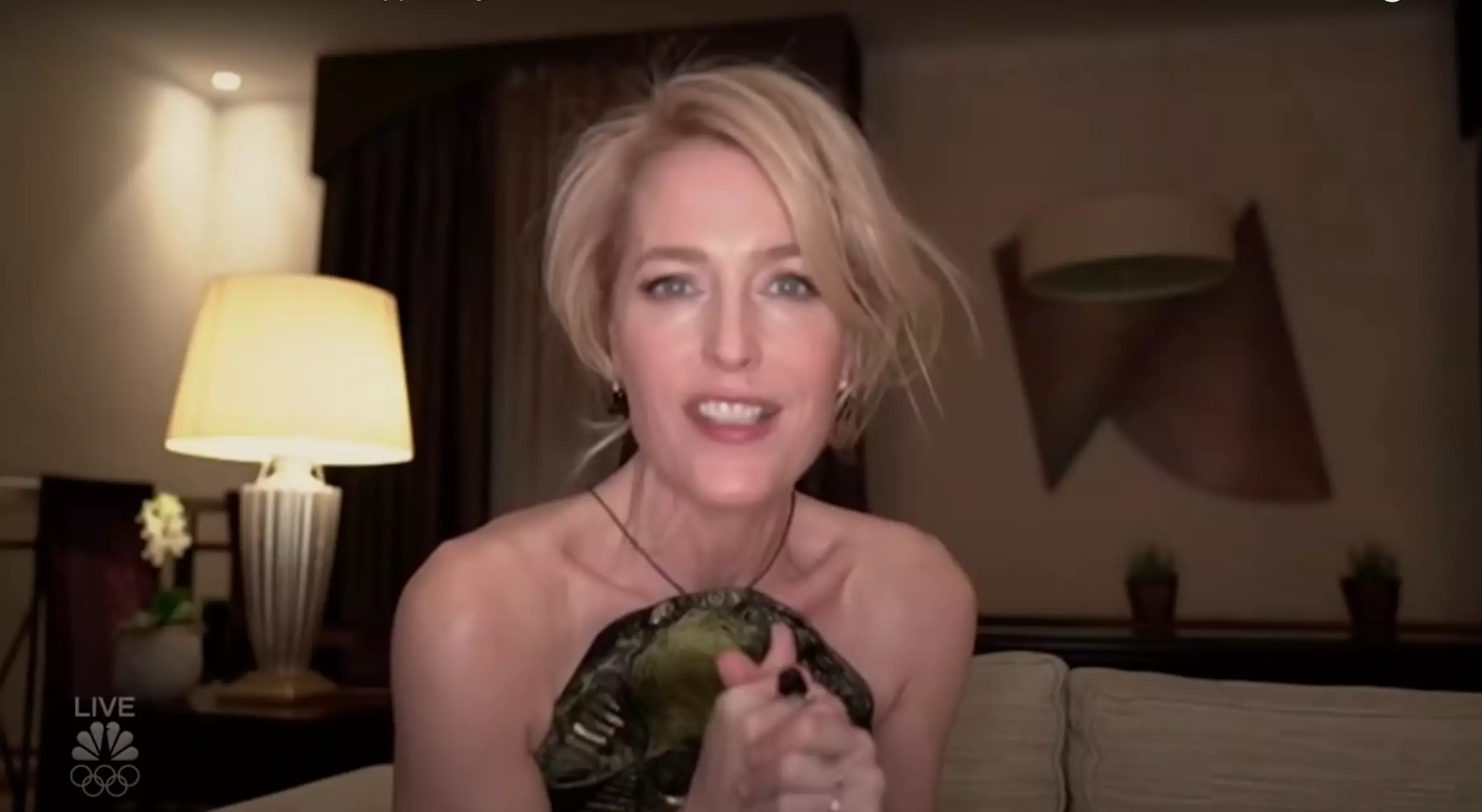 Gillian Anderson accepting her award at the virtual Golden Globes ceremony (