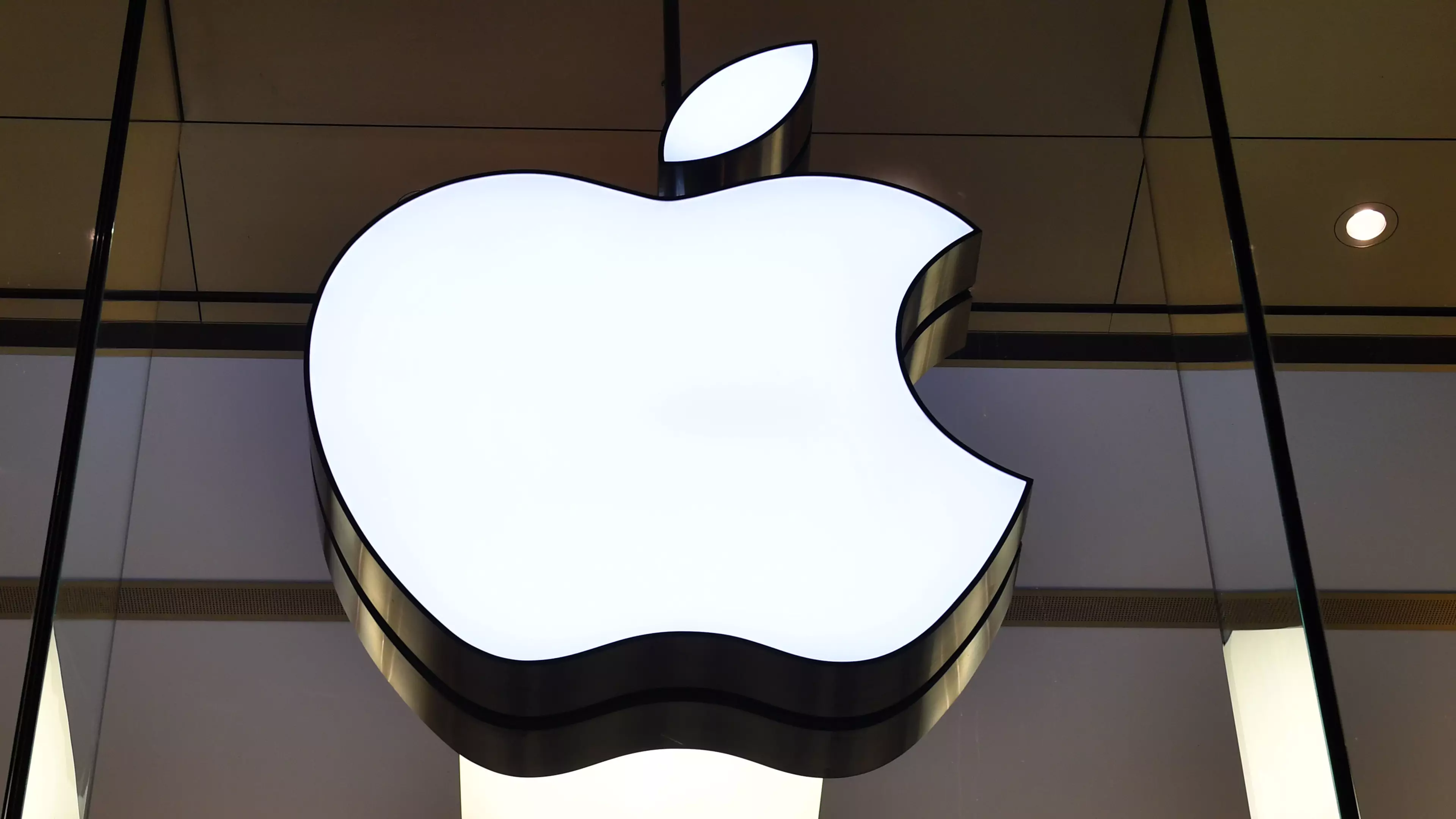 All But One Of Australia's Apple Stores To Reopen On Thursday
