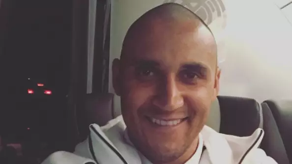 Keylor Navas Shaves His Head In Support Of Children With Cancer