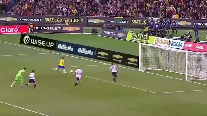 WATCH: Gabriel Jesus Misses An Open Goal For Brazil Against Argentina