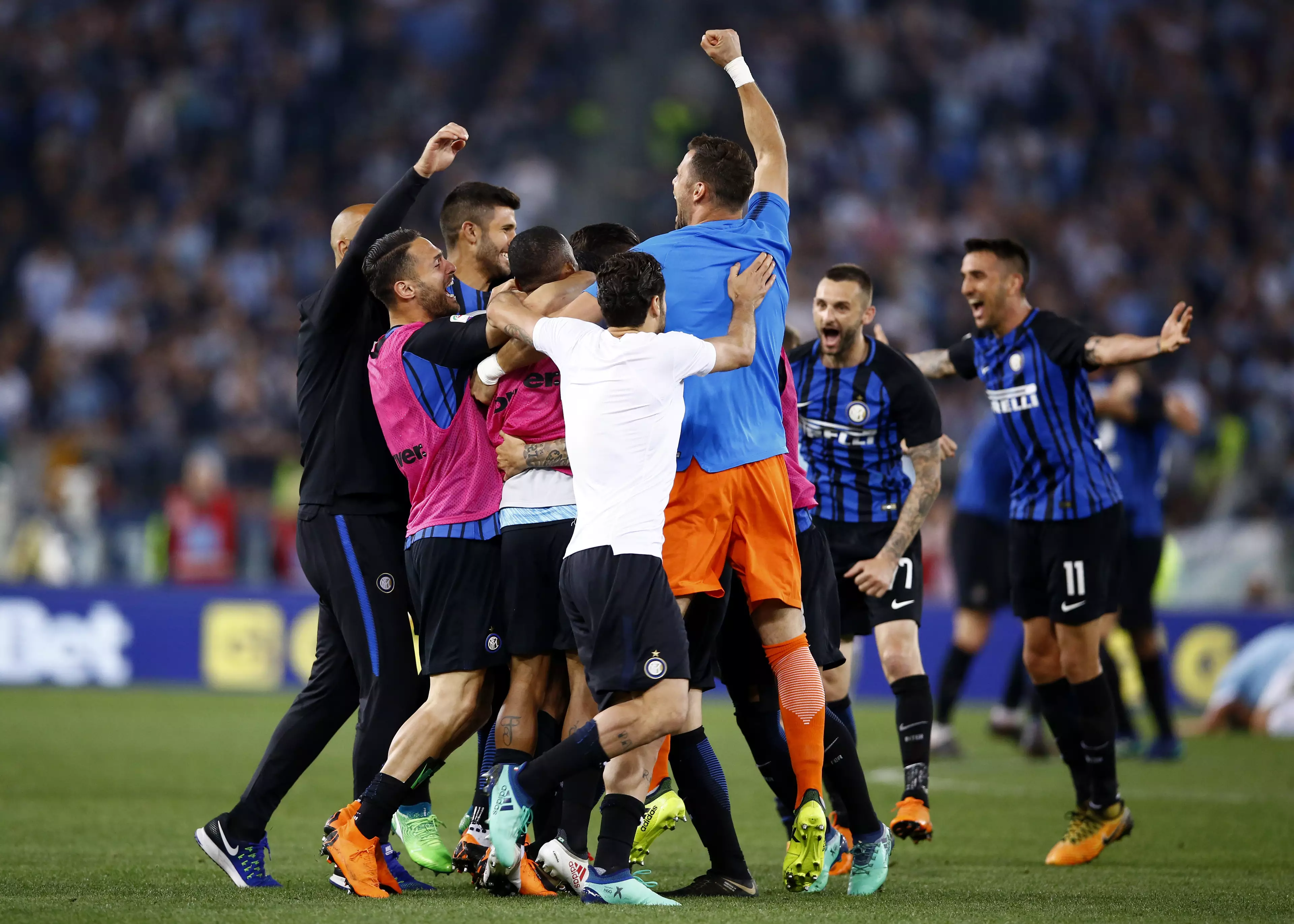 Inter celebrate their late winner. Image: PA Images