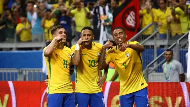 Brazil's Brilliant Trident Combine For Second Goal Against Chile