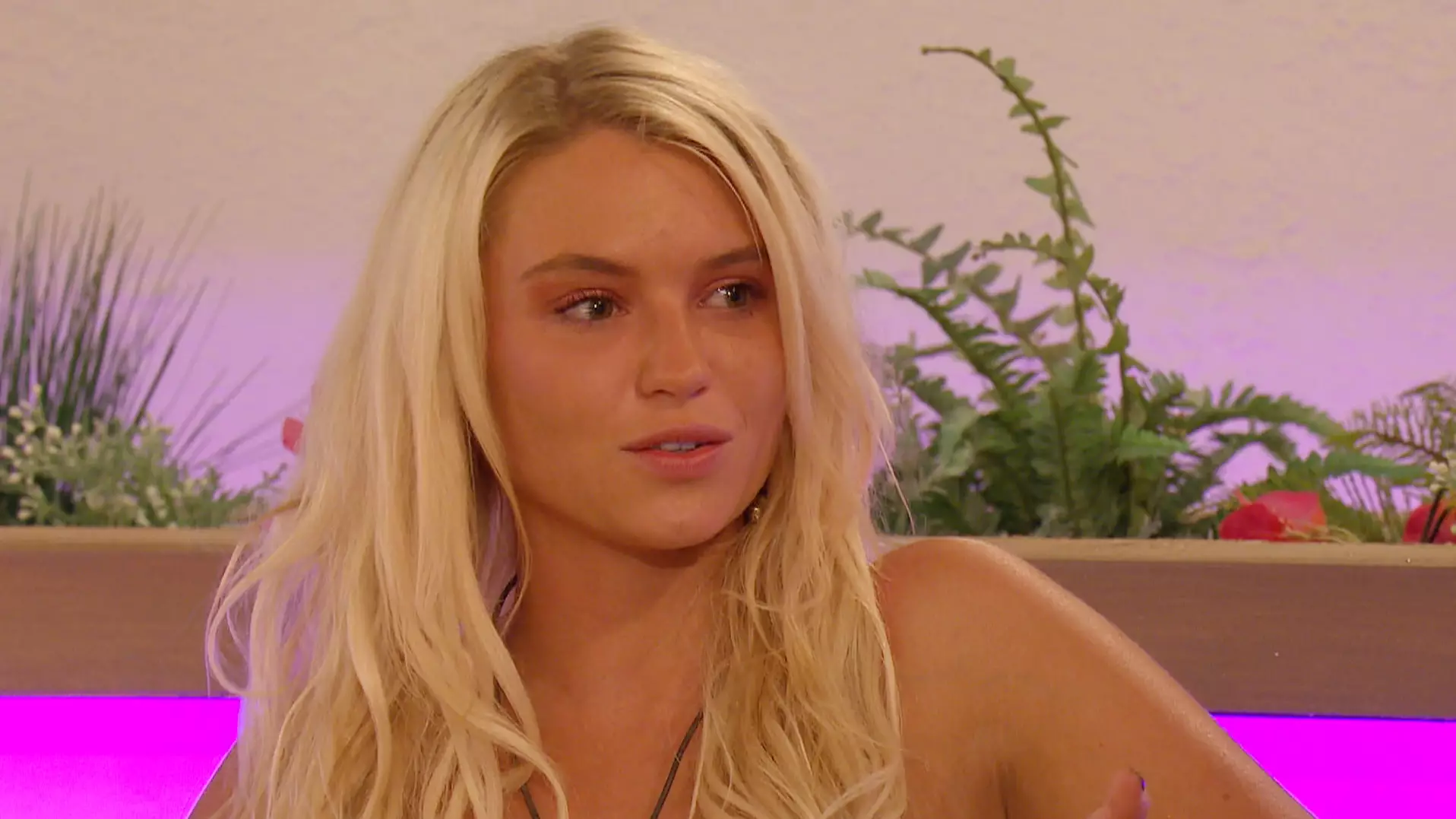 Lucie Donlan Is Still Trying To Crack On With Tommy Fury On ‘Love Island’