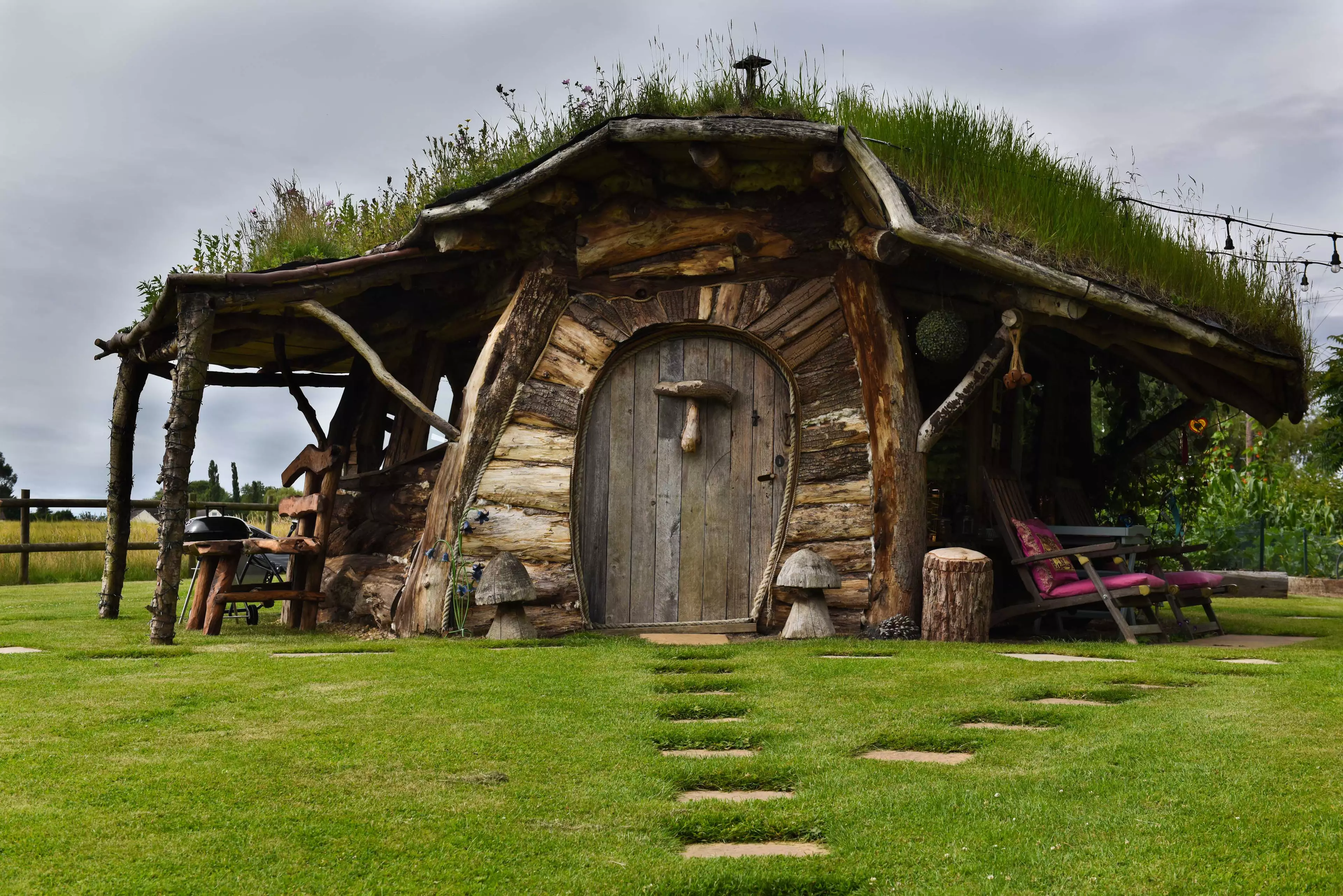 Amanda and Dave Robinson are renting out their hobbit hole (