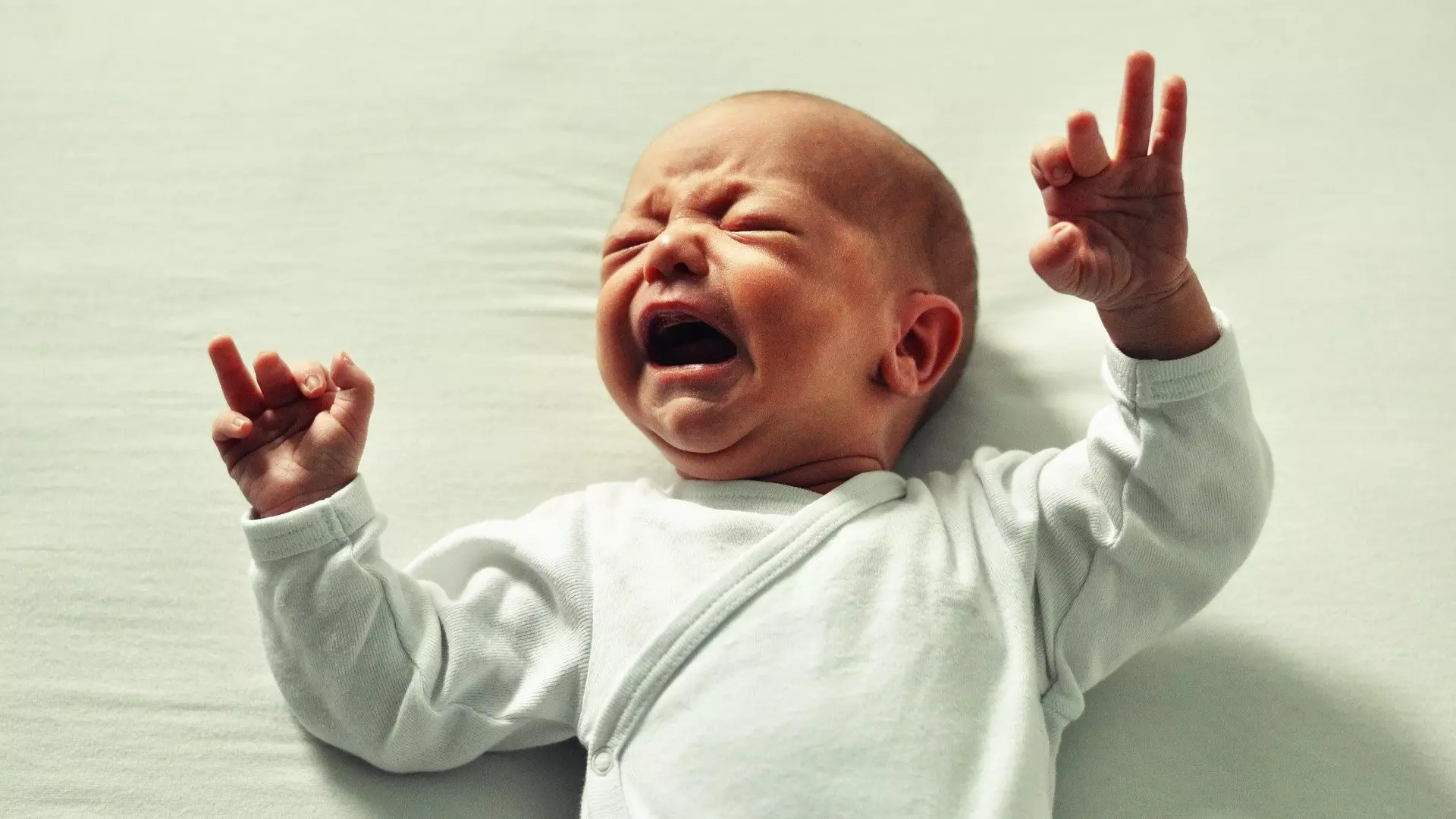 People Are Outraged Over Open Letter To Neighbour With Noisy Baby