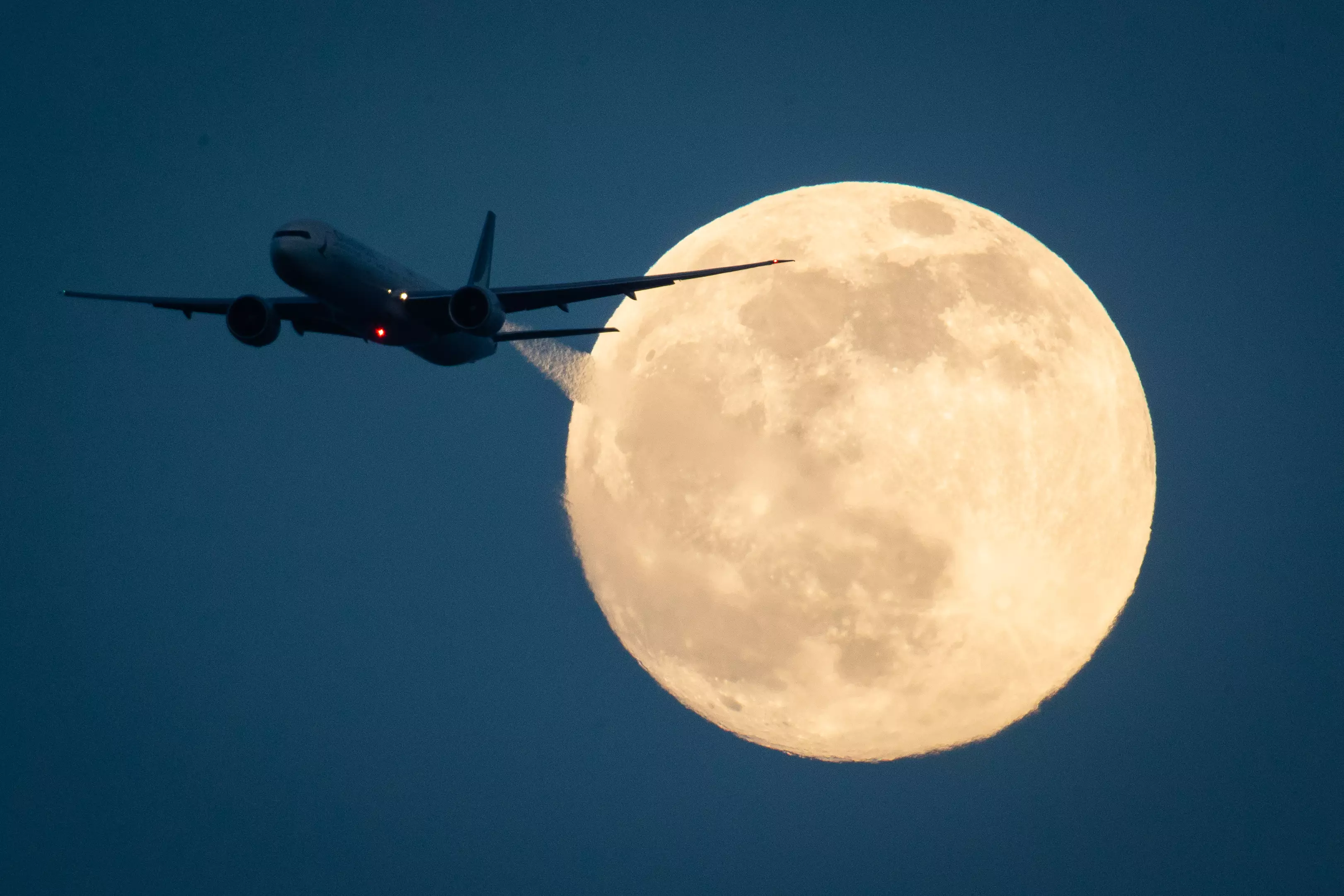 Did you know the full moon can affect your sleep? (