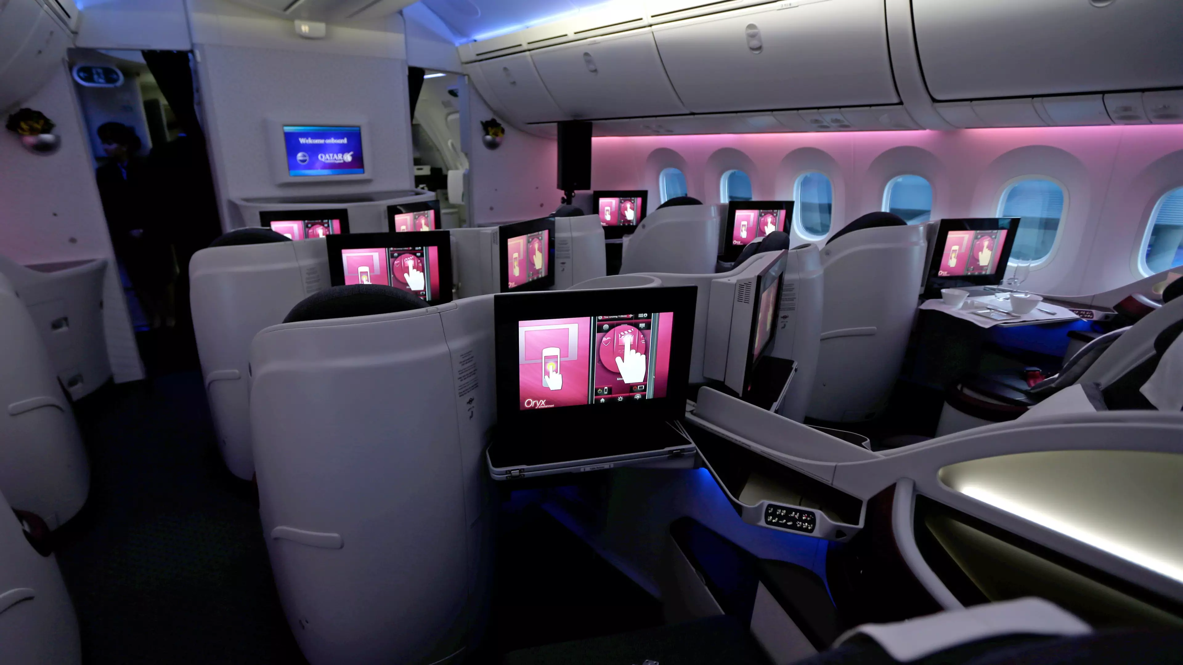 Airline To Introduce Free Netflix And Spotify Use To Flyers