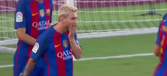 WATCH: Lionel Messi Has Just Produced Outrageous OverHead Kick Assist Against Sampdoria 
