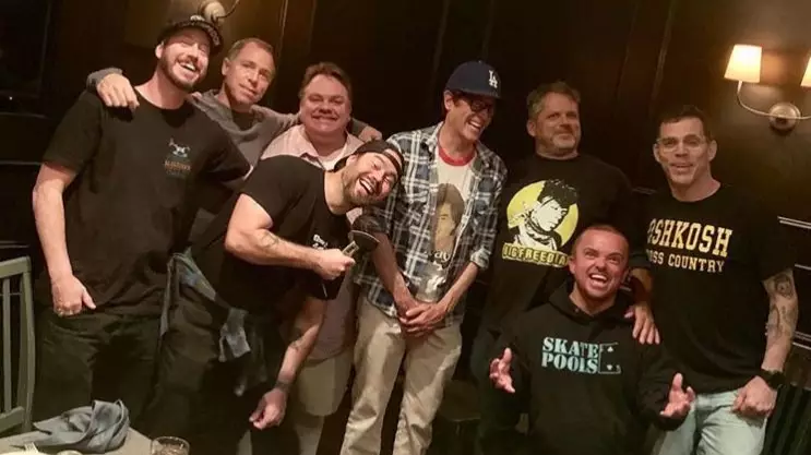 Jackass Reunion Teased After Johnny Knoxville Shares Photo Of Cast And Director
