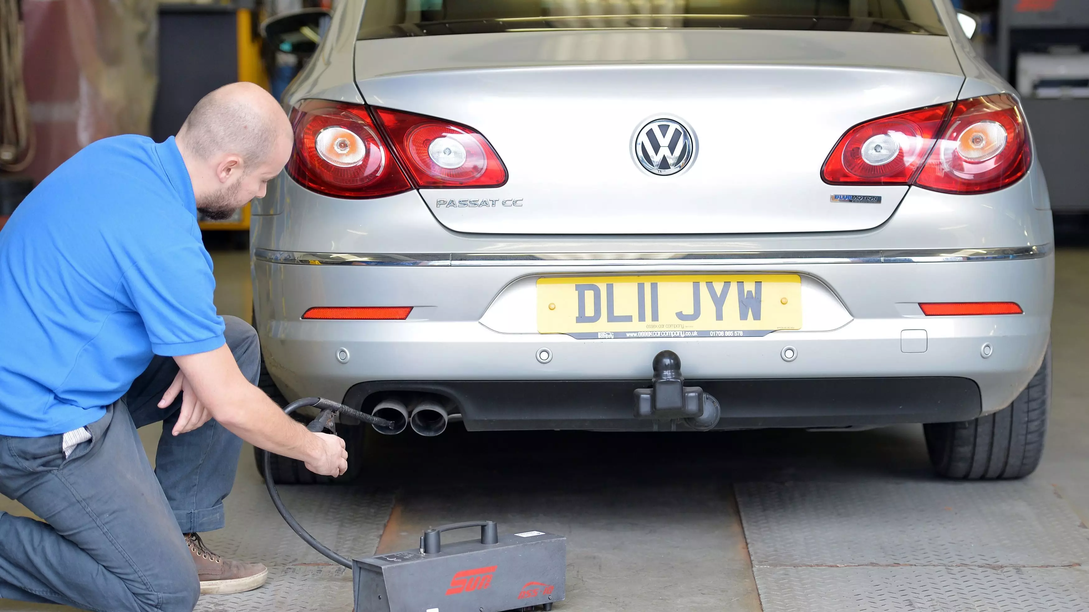 UK Motorists Warned To Watch Out For MOT Loophole Which Could Cost Them £2,500