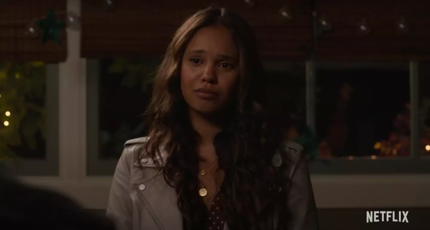 Alisha Boe, who plays Jessica Davis, was seen getting choked up in the video (