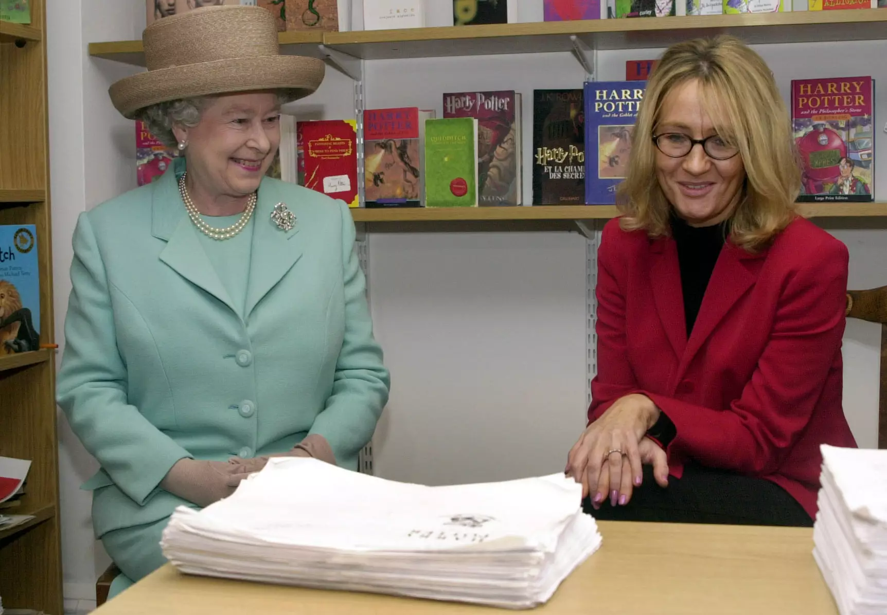 JK Rowling with the queen