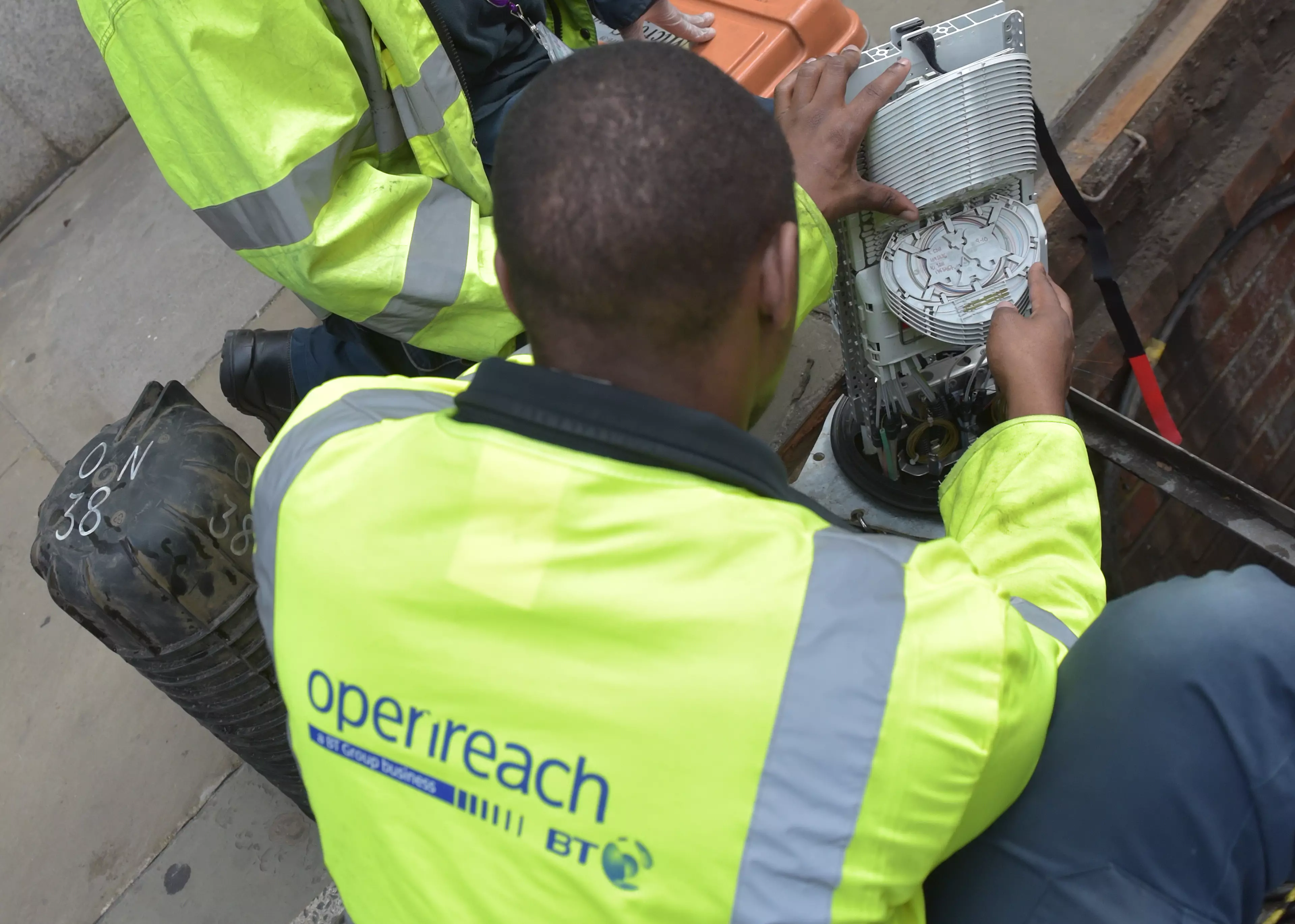 Openreach can't force ISPs to pass on the savings.