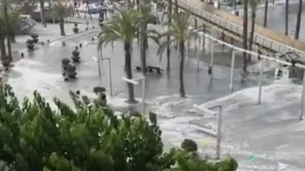 ​Mini Tsunami Hits Tourist Beaches In Menorca And Majorca