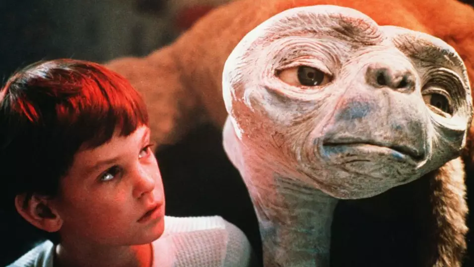 The Star Of ‘E.T.’ Is In ‘Haunting Of Hill House’ And People Are Losing Their Minds