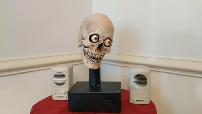 Guy Puts Skull On His Amazon Alexa So None Of Us Can Sleep For The Next Week