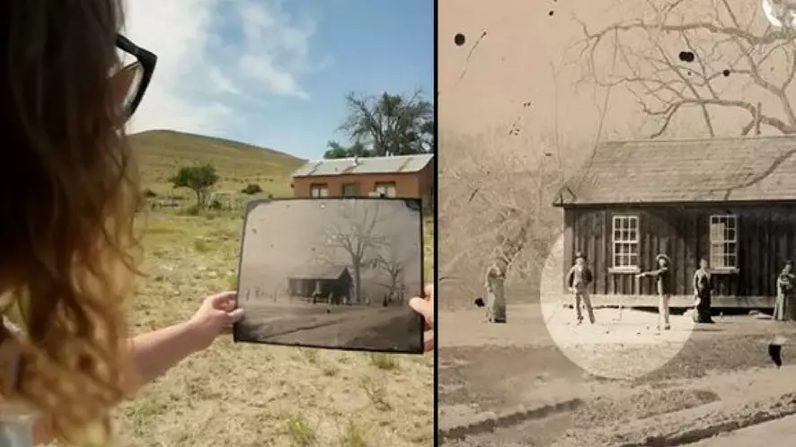 Man Buys Old Photo From Charity Shop For £1.50, Finds Out It's Worth Millions