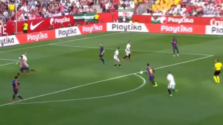 Lionel Messi Scores A Weak Foot Worldie Against Sevilla