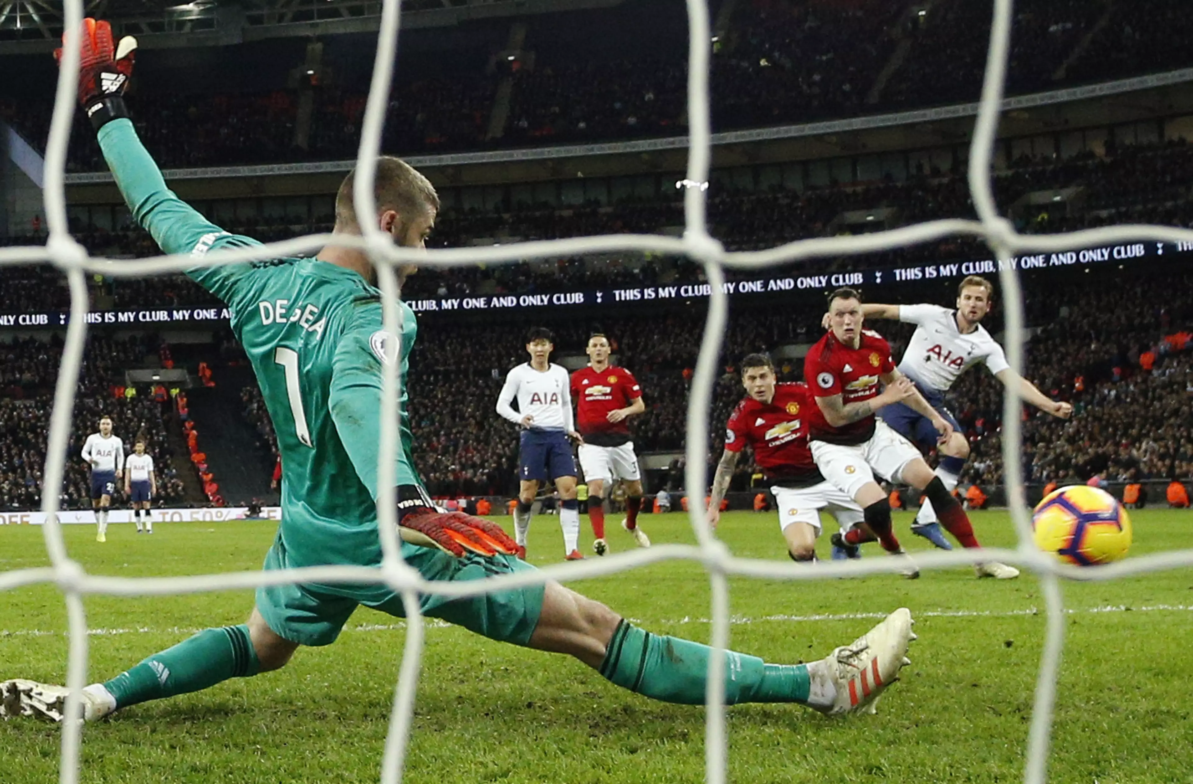 De Gea saves yet another shot from Spurs. Image: PA Images
