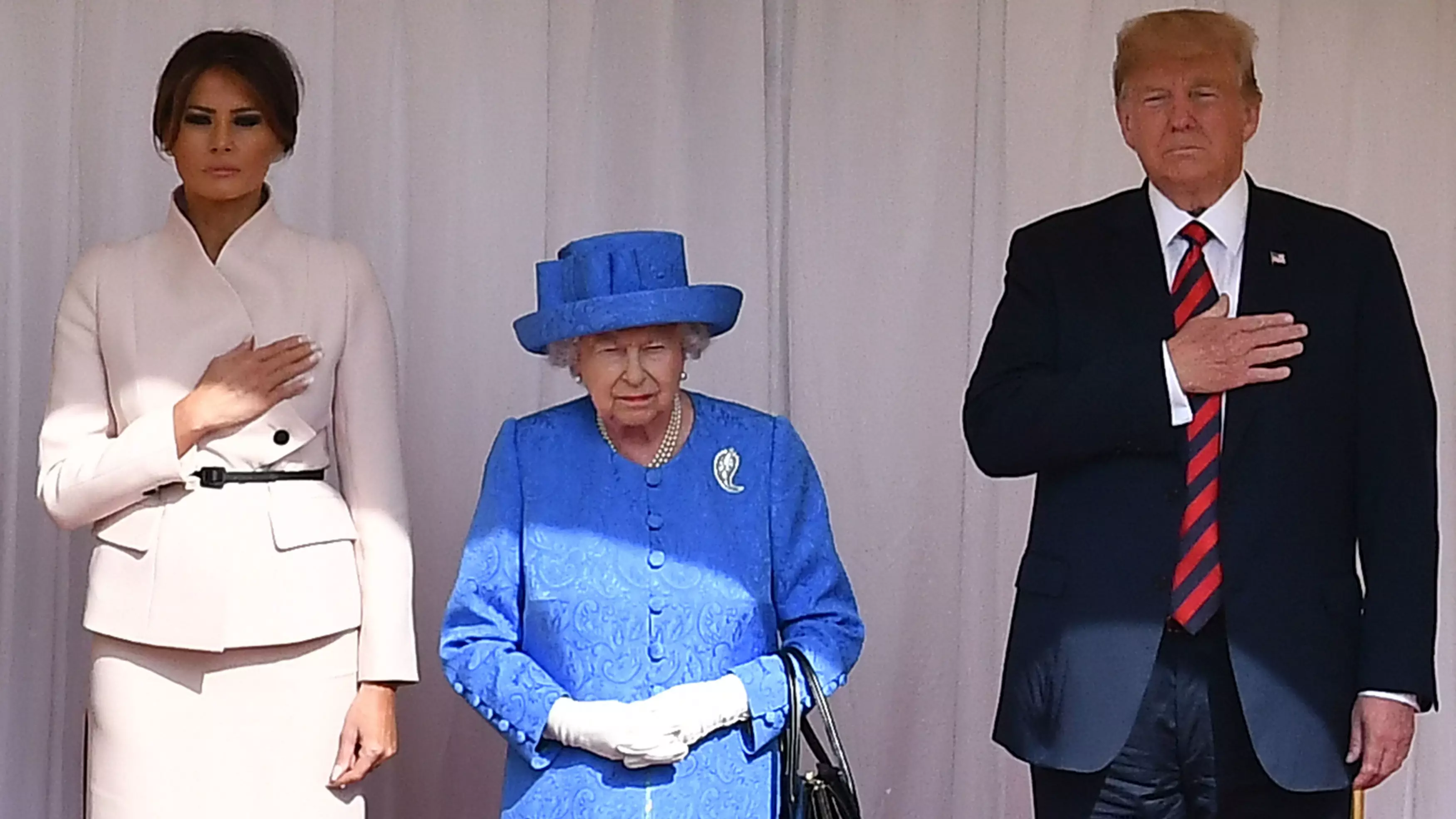 People Think The Queen Had A Sly Dig At Donald Trump With Her Jewellery Choices 