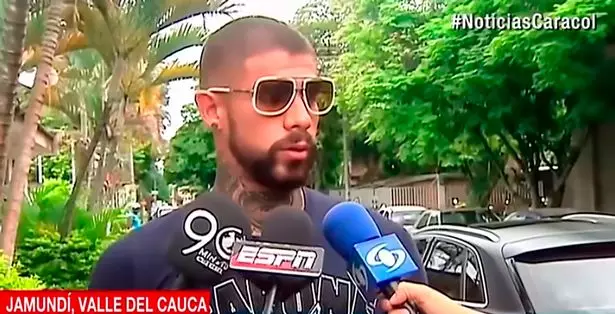 Quintero talking to reporters after the incident. Image: Noticias Caracol