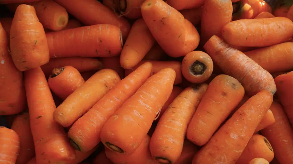 It Turns Out We've Been Peeling Carrots Wrong This Whole Time