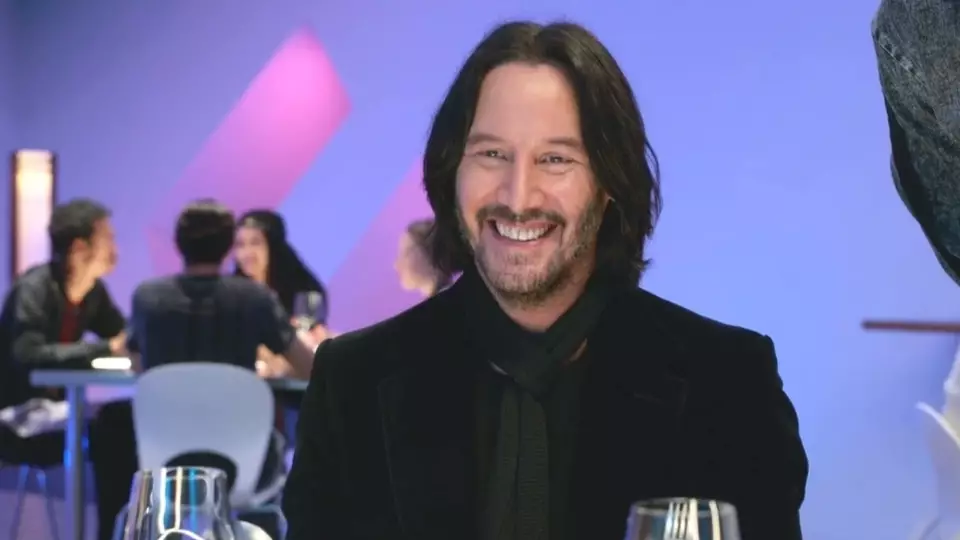 Keanu Reeves Is Offering Fans A One-On-One Zoom Date For Charity