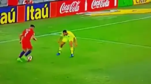 WATCH: Alexis Sanchez Goes From Zidane To Gerrard To Ronaldinho In Five Seconds