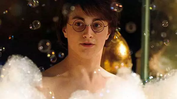'Harry Potter' Fans Grossed Out By Disgusting Detail About Witches And Wizards